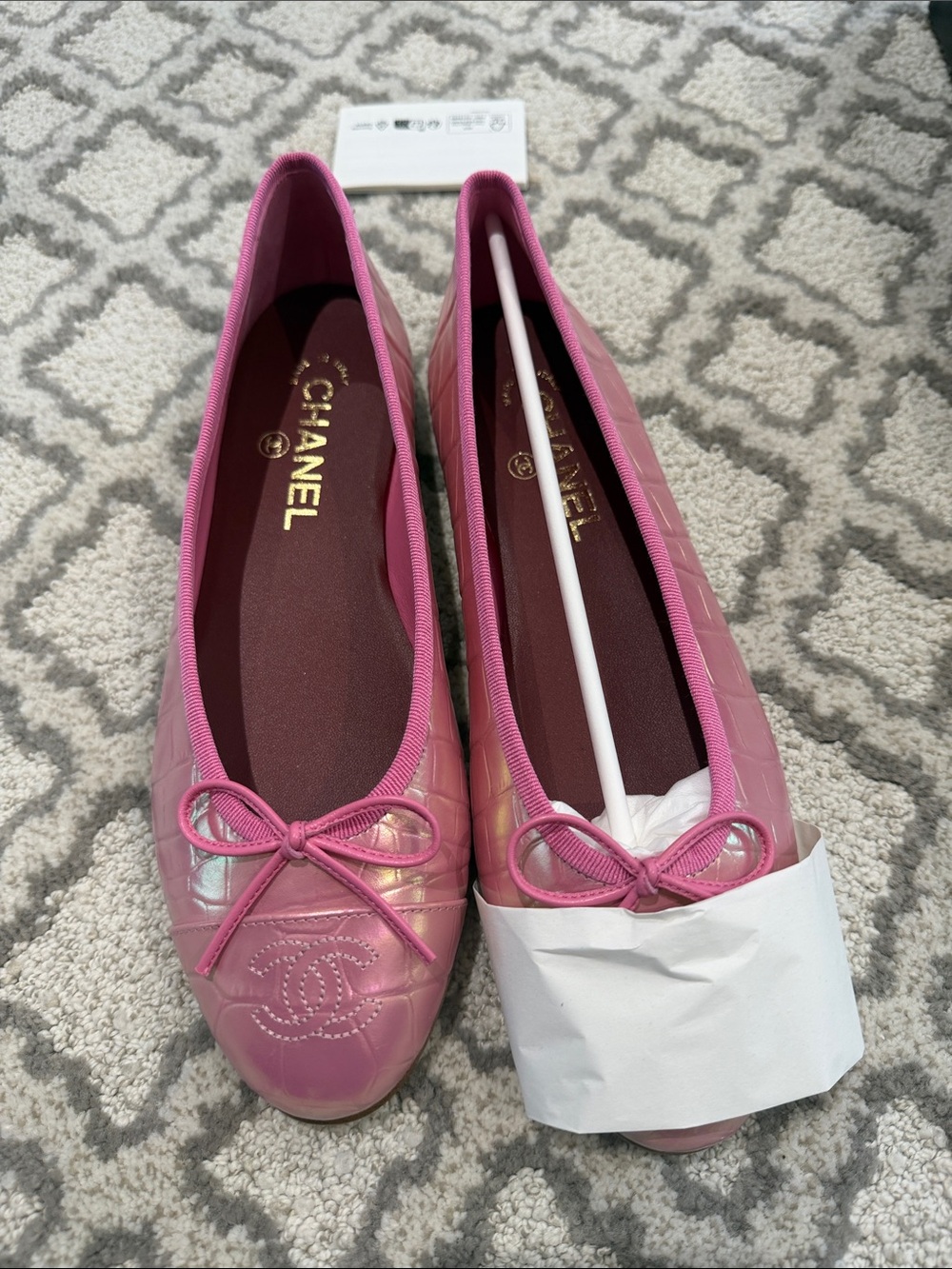 Most gorgeous pink barbie color Chanel ballet flats. Size 39